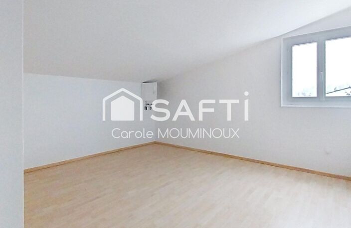 Local professionnel avec bureaux et/ou habitation. — photo 4