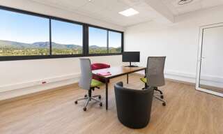 Bureau  100 m² à louer à Saint-Raphaël (83700)