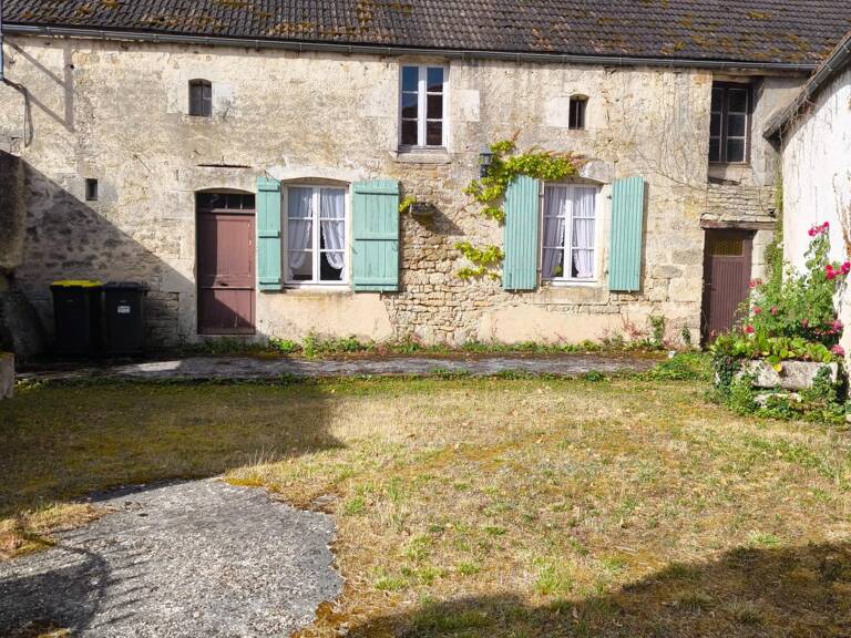 Maison d'habitation — photo 1