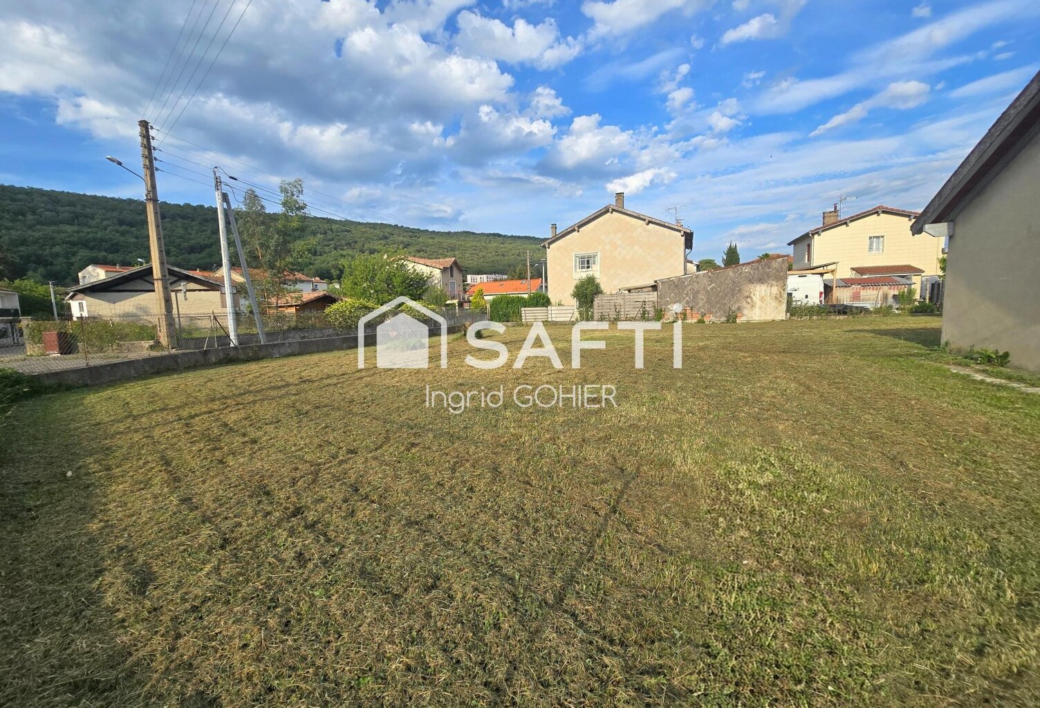Rare terrain constructible en plein centre de Lavelanet — photo 1