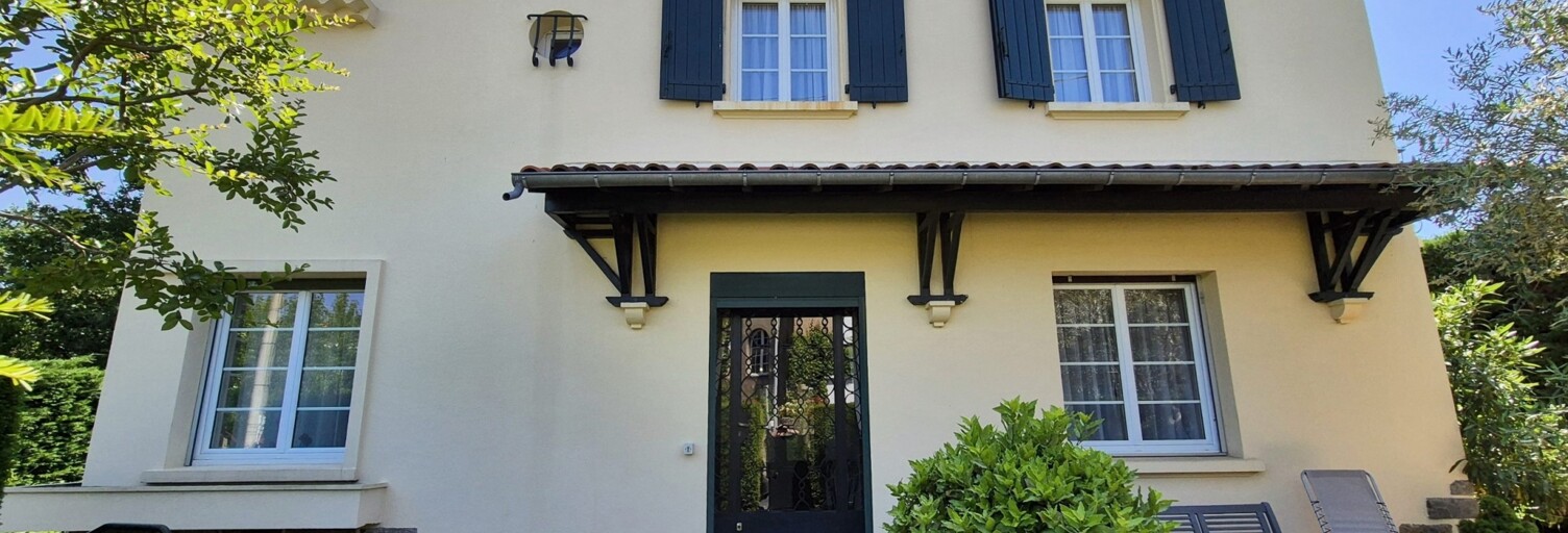 Maison 9 Pièces 236 m² à vendre à Aussillon (81200)