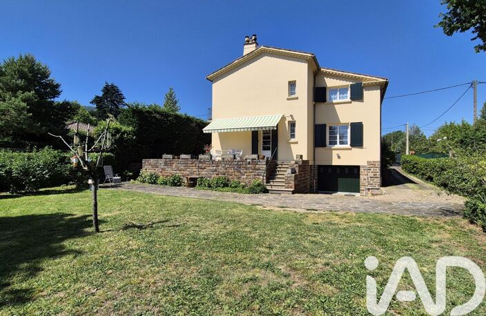 Vente Maison/villa 9 pièces — photo 2