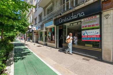 Commerce 2 pièces 408000 €