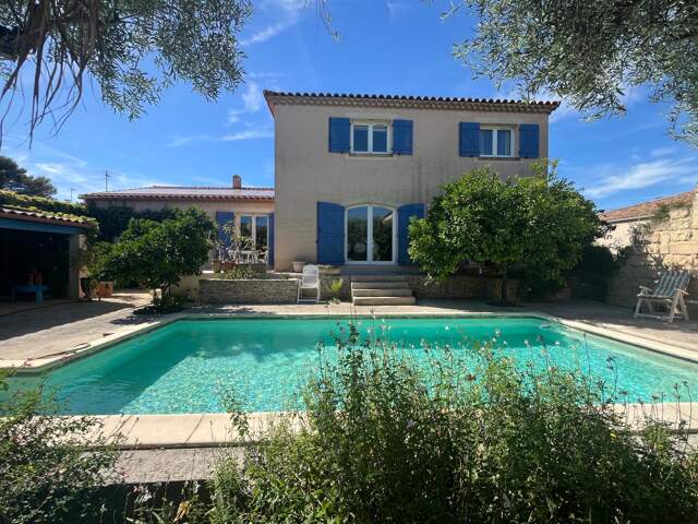 Grande villa au calme — photo du bien