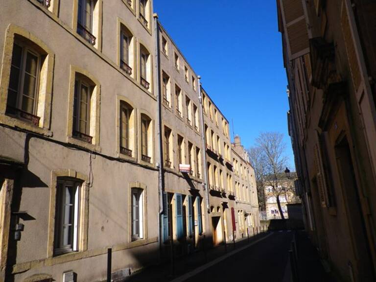 LOCAL EN RDC QUARTIER DES ALLEMANDS — photo 1