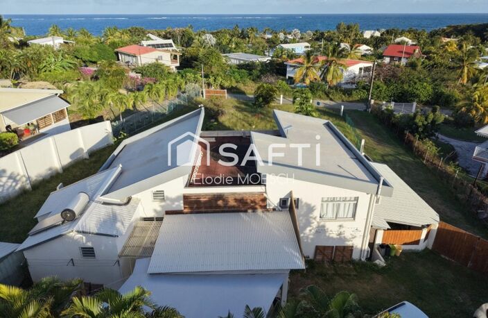 Maison avec vue mer idéalement située entre le Marin et le Vauclin — photo 2