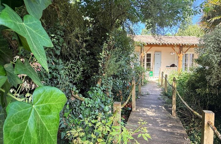 SAINT-LAURENT-DE-LA-PRÉE  PROPRIÉTÉ FAMILIALE AU CALME DANS UN ÉCRIN DE VERDURE — photo 2