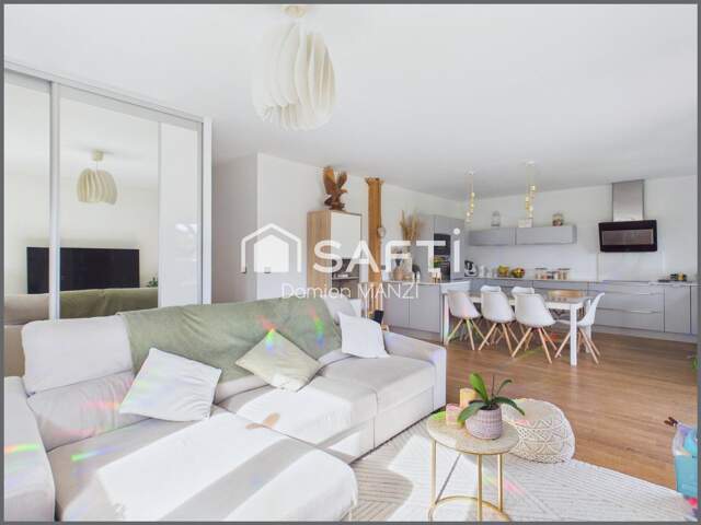MAISON T3 EN CENTRE VILLE AVEC GARAGE — photo du bien