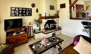 Maison 5 Pièces 87 m² à vendre à Saint-Pey-de-Castets (33350)