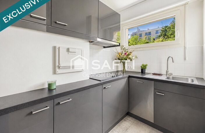 RARE : APPARTEMENT, JARDIN, CAVE ET PARKING — photo 3