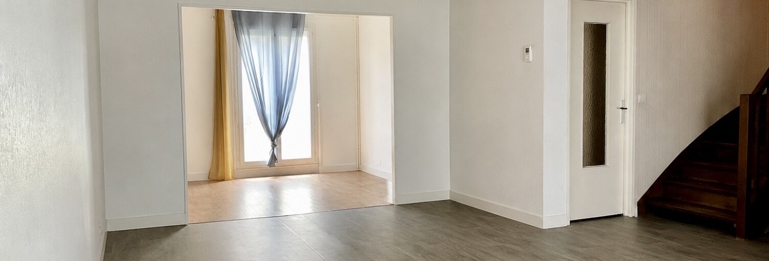 Maison 5 Pièces 98 m² à vendre à Saint-Jean-de-la-Ruelle (45140)