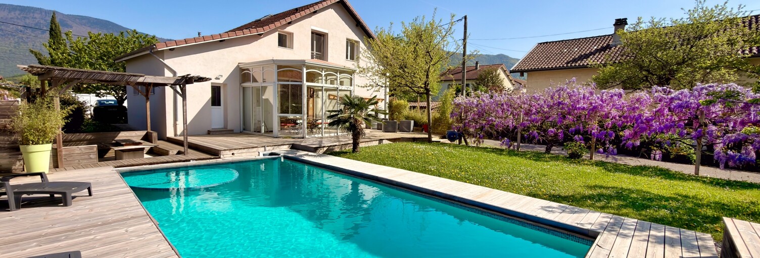 Maison 7 Pièces 208 m² à vendre à Vif (38450)