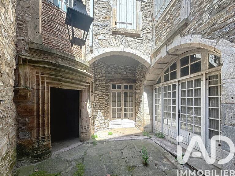 Vente Maison/villa 8 pièces — photo 1