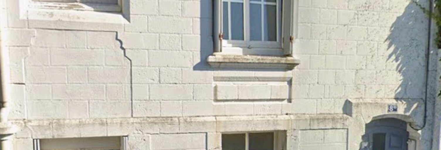 Immeuble  77 m² à vendre à La Roche-sur-Yon (85000)