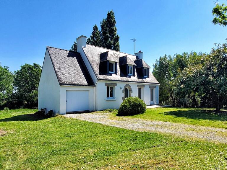 Vente Maison/villa 8 pièces — photo 1