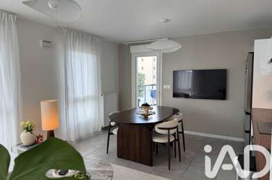 Appartement 3 pièces 235000 €
