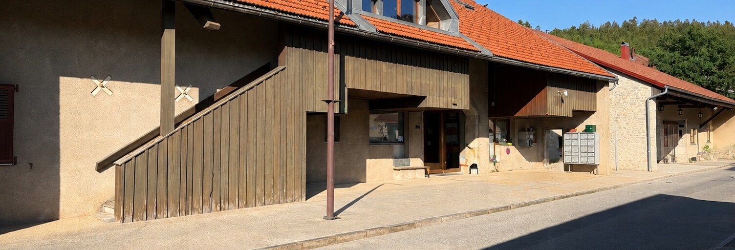 Appartement 1 Pièce 30 m² à vendre à Les Hôpitaux-Neufs (25370)
