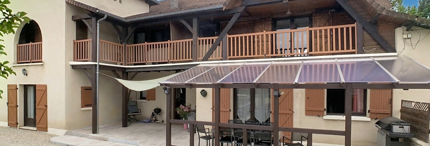 Maison 15 Pièces 305 m² à vendre à Montignac-Lascaux (24290)
