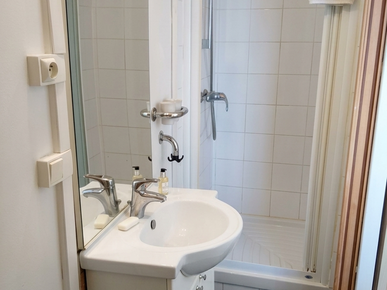 Vente Studio 1 pièce — photo 1