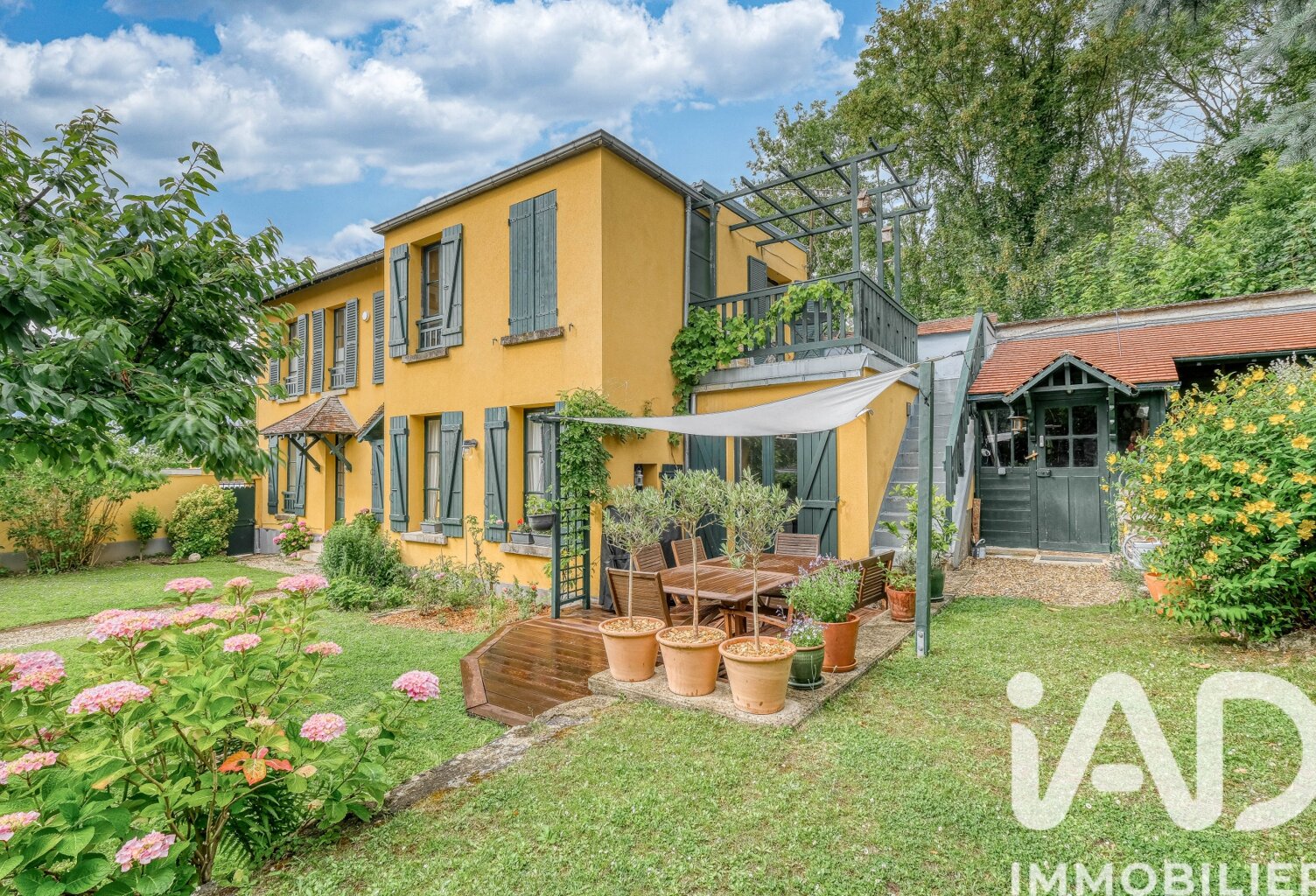 Vente Maison/villa 8 pièces — photo 1