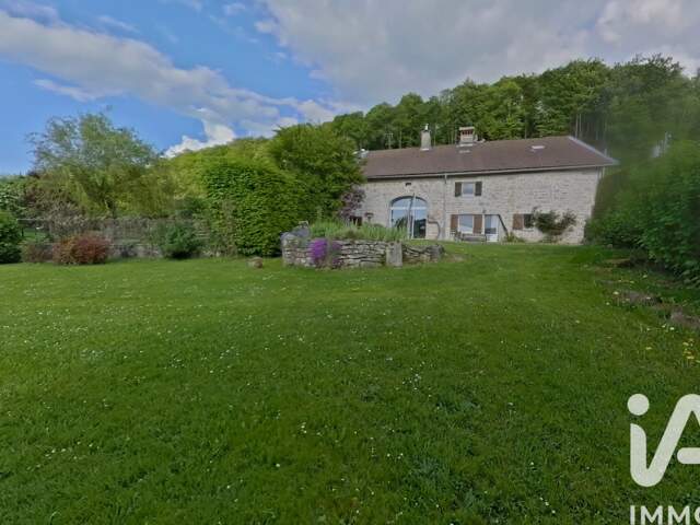 Vente Maison traditionnelle 9 pièces — photo du bien