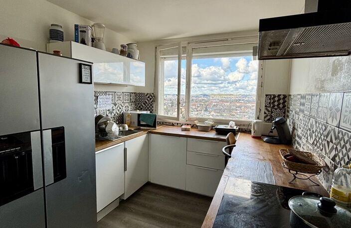 Vente Appartement 5 pièces — photo 2