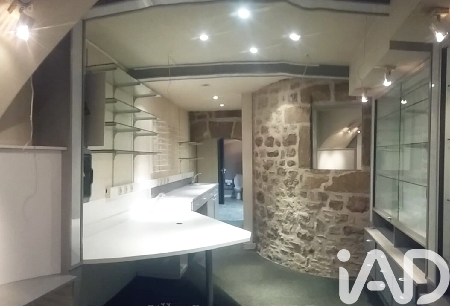 Vente Immeuble 215 m&sup2; — photo 1