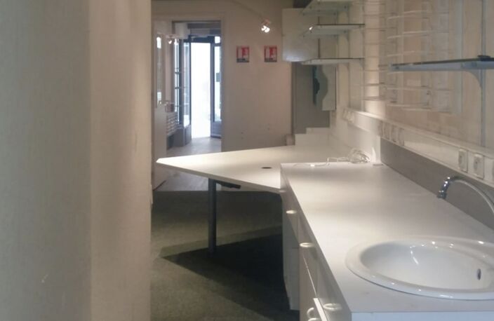 Vente Immeuble 215 m&sup2; — photo 2