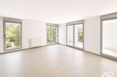 Appartement 4 pièces 418100 €