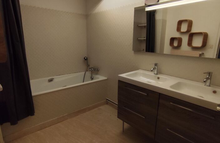 Vente Immeuble 350 m&sup2; — photo 5