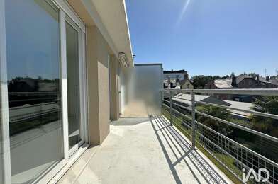 Appartement 3 pièces 251500 €
