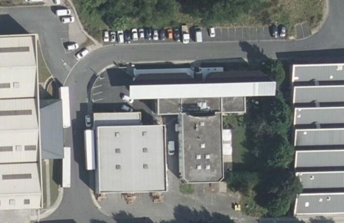 Vente Murs commerciaux 977 m&sup2; — photo 2