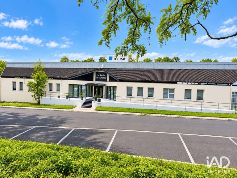Vente Murs commerciaux 977 m&sup2; — photo 1