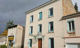 Maison 9 Pièces 221 m² à vendre à Panissières (42360)