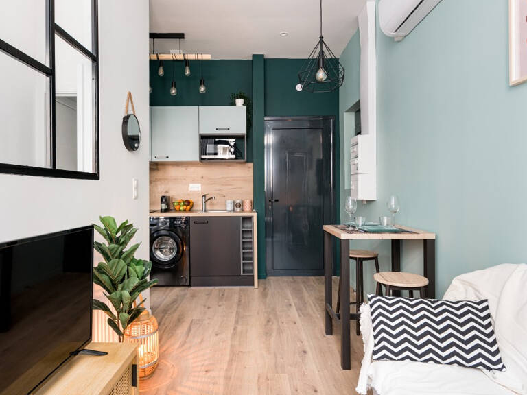Immeuble Bourgoin Jallieu 2 appartements meublés AirBNB ou location courte durée — photo 1