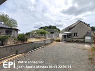 Entre Saumur et Doué en Anjou, cette maison d'habitation d'envi — photo 2