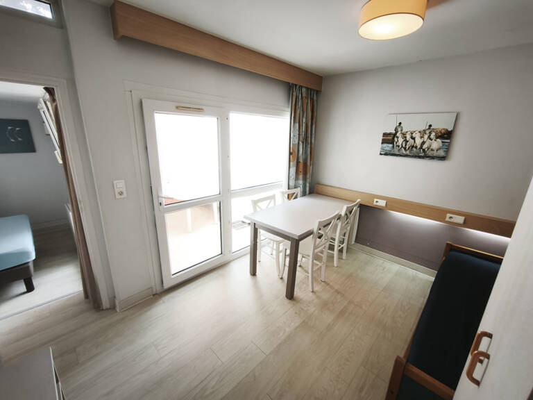 Appartement T3 en Rez de jardin avec parking — photo 1