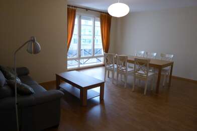 Appartement 3 pièces 873 €