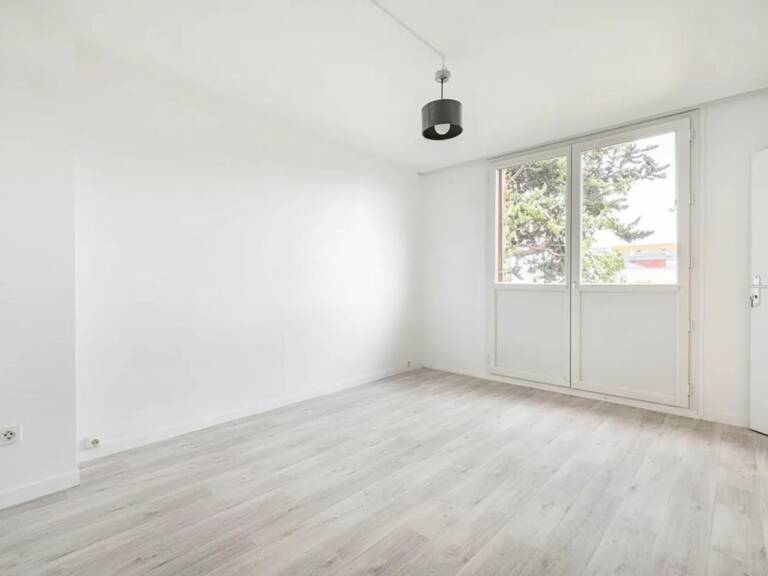 Appartement de 4 pièces de 62 m² à Romainville — photo 1