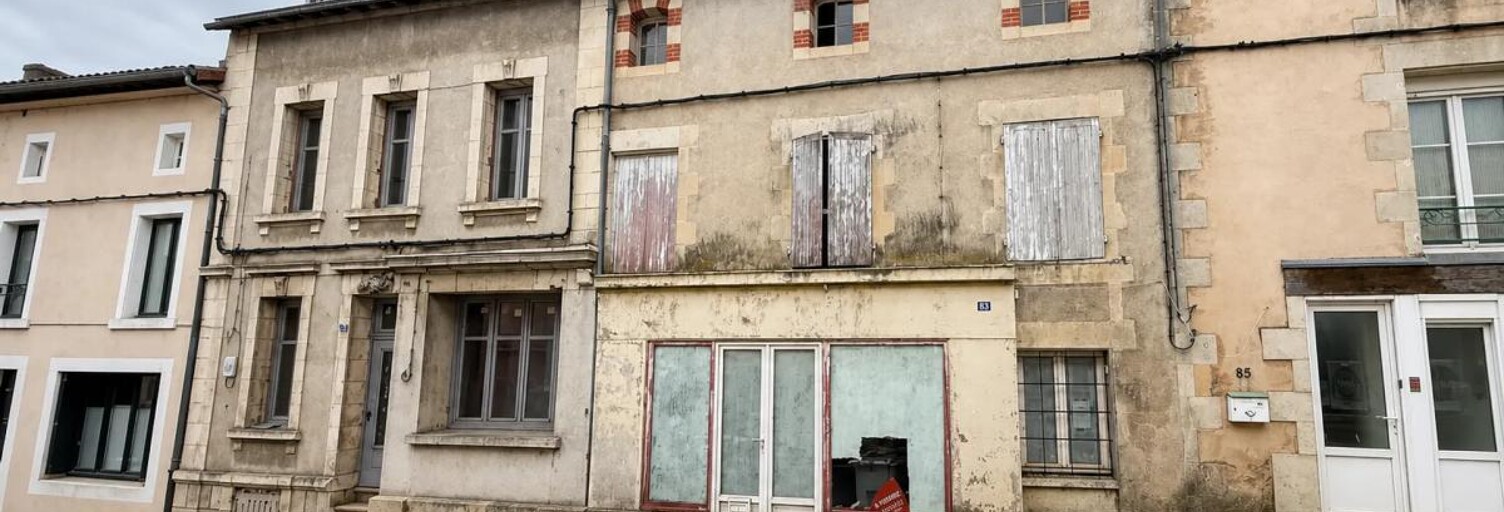 Maison 6 Pièces 280 m² à vendre à Valence-en-Poitou (86700)