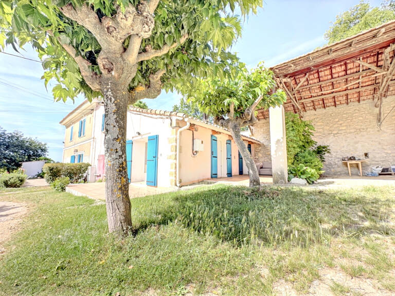 Location   Maison T3 dans vaste propriété à Lambesc (13410) — photo 1