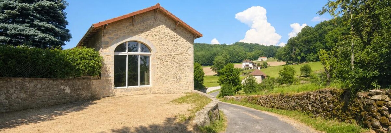 Maison 3 Pièces 190 m² à vendre à Parlan (15290)