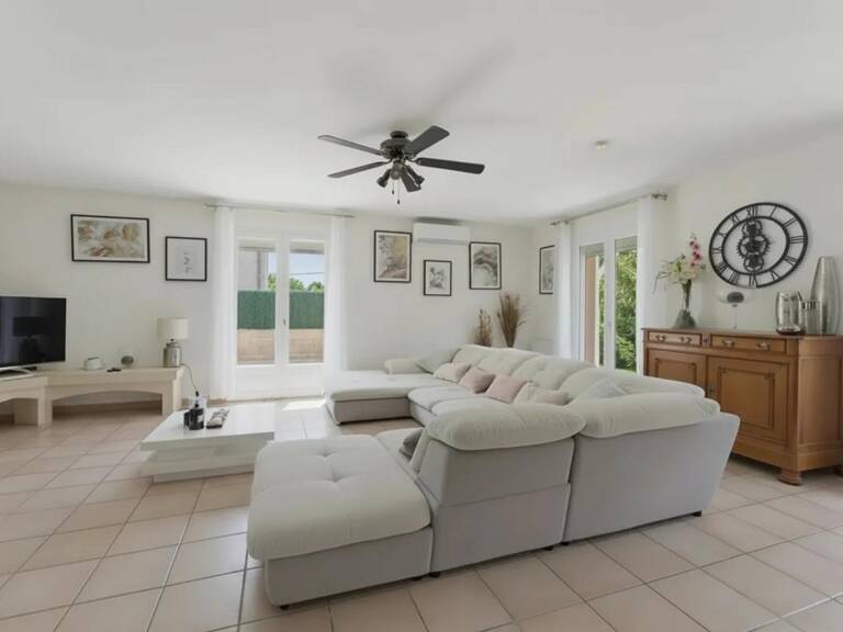Maison de 6 pièces de 154 m² à Blésignac — photo 1