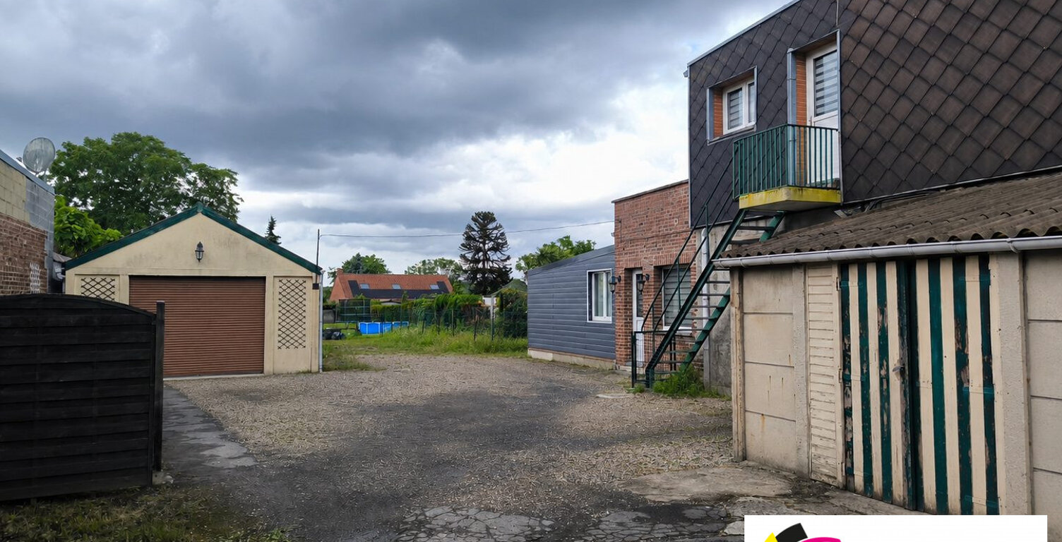 Immeuble de rapport avec 3 lots loués — photo 1