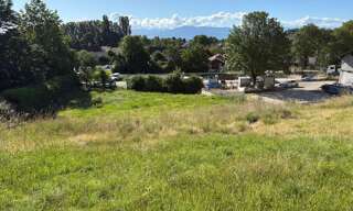 Terrain  869 m² à vendre à Grilly (01220)