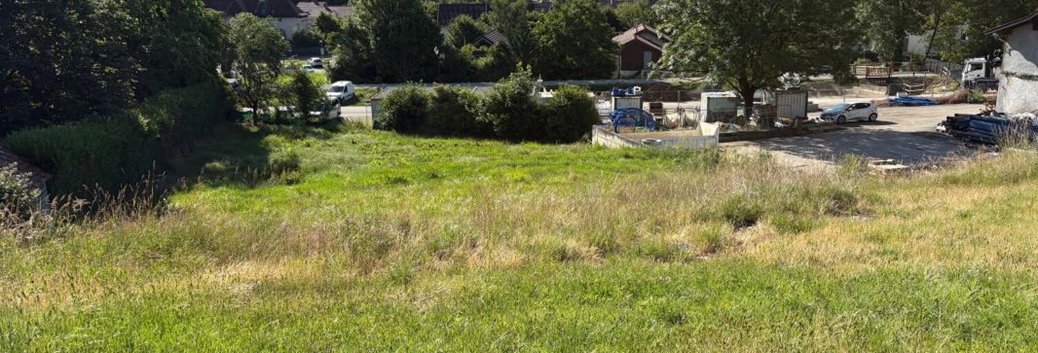 Terrain  869 m² à vendre à Grilly (01220)