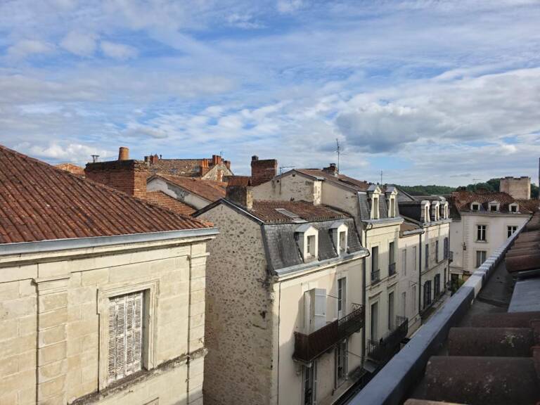 URGENT Appartement 3 chambres — photo 1