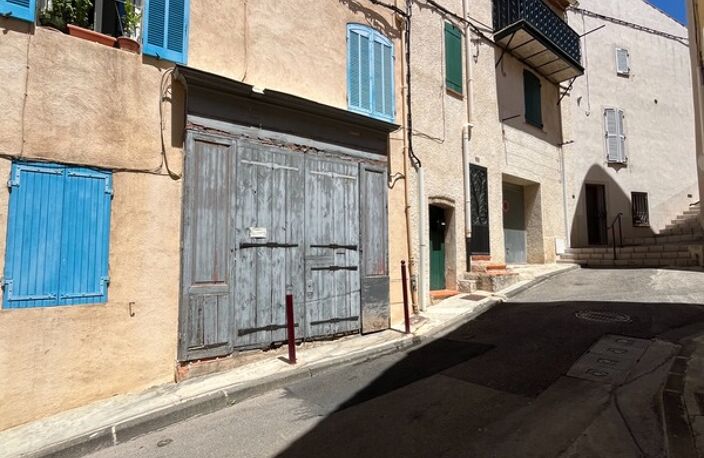 ALLAUCH VILLAGE – MAISON EN PIERRE À RÉNOVER - COMBLES et REZ DE CHAUSSEE AMÉNAGEABLES — photo 2