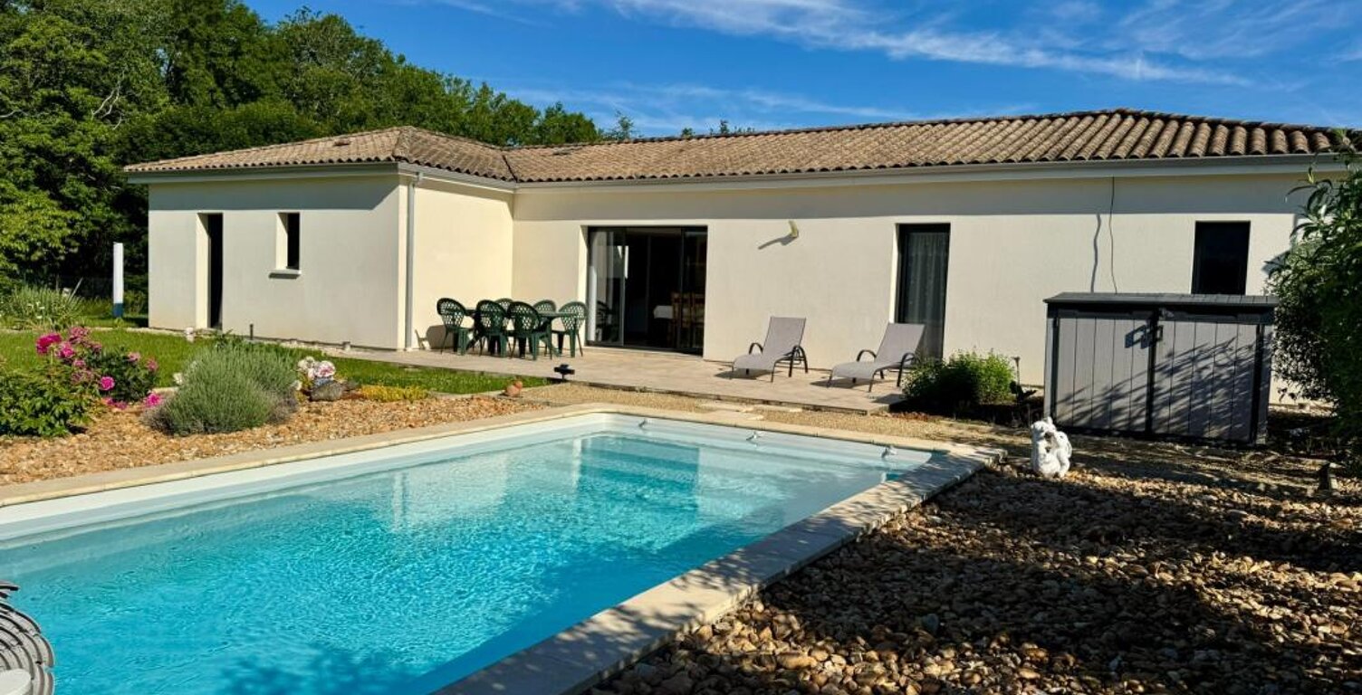 Villa Contemporaine de 2019 – Piscine, Vue Dégagée — photo 1