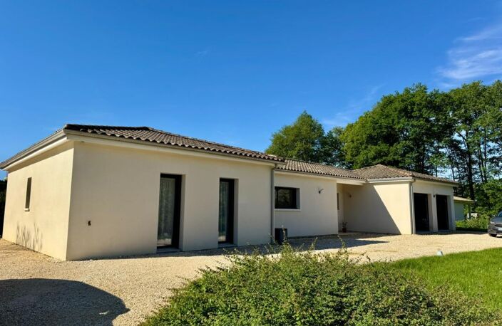 Villa Contemporaine de 2019 – Piscine, Vue Dégagée — photo 3